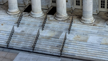 Image of Courthouse Steps